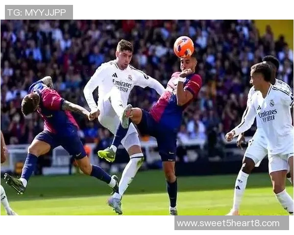 巴萨与皇马对决裁判表现分析及争议判罚回顾